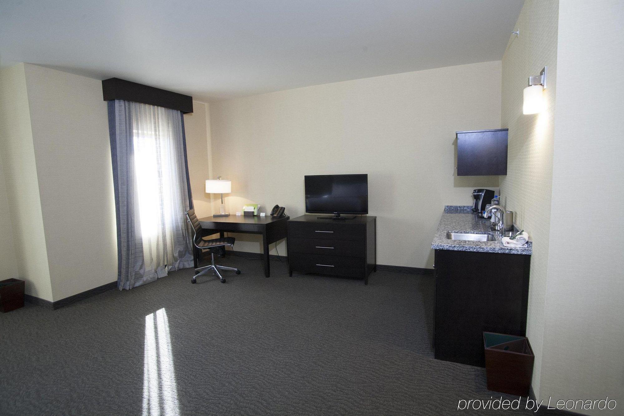 Hotel Doubletree By Hilton Bemidji Exterior foto