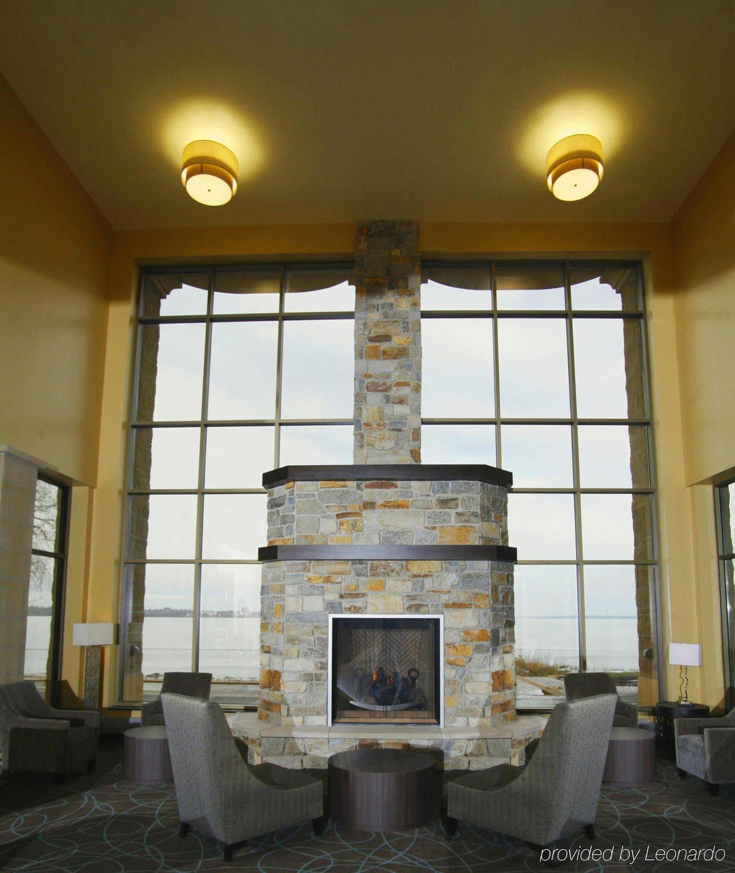 Hotel Doubletree By Hilton Bemidji Exterior foto
