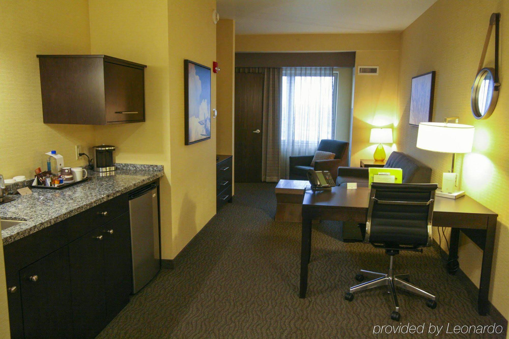 Hotel Doubletree By Hilton Bemidji Exterior foto