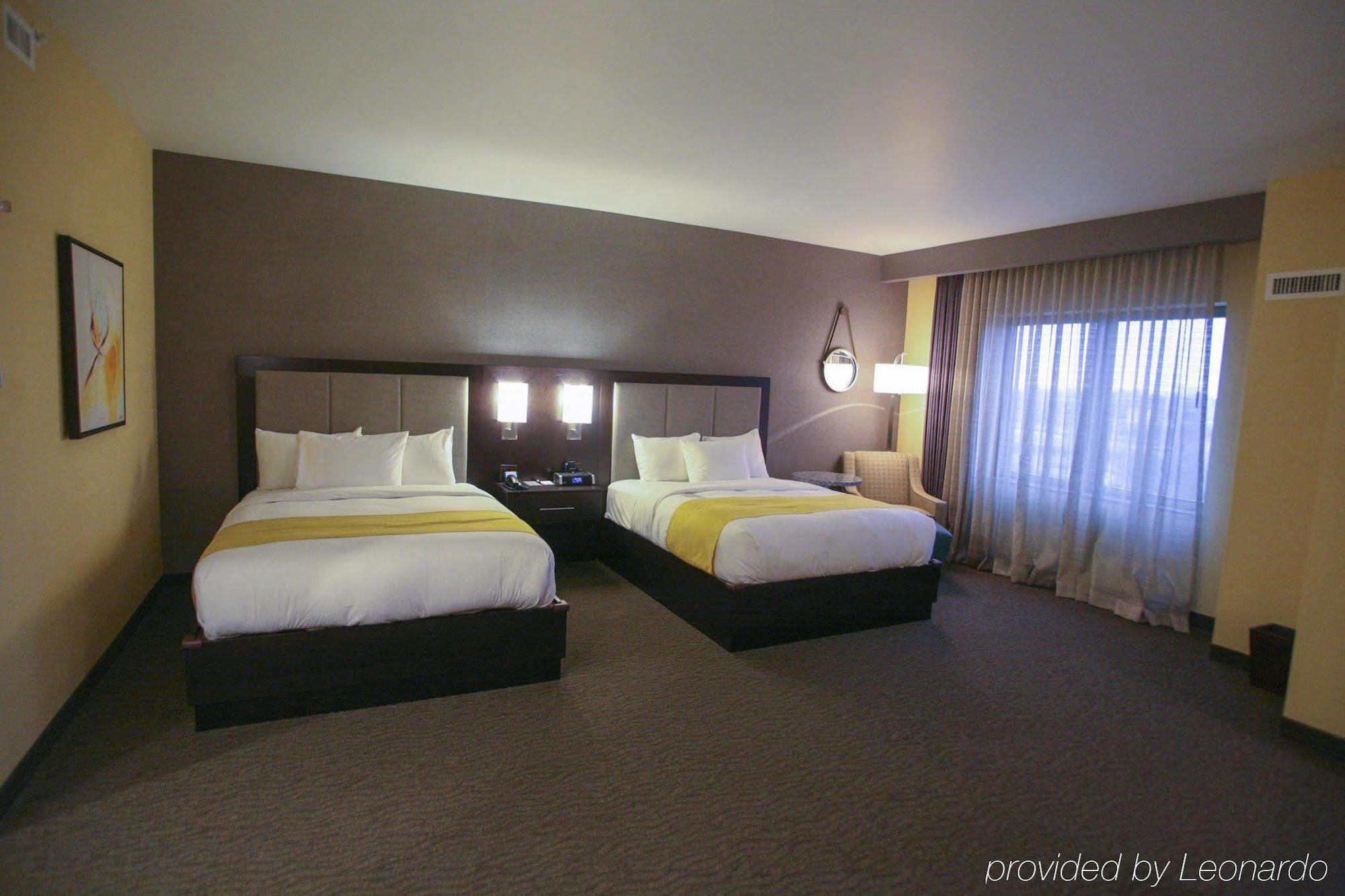 Hotel Doubletree By Hilton Bemidji Exterior foto