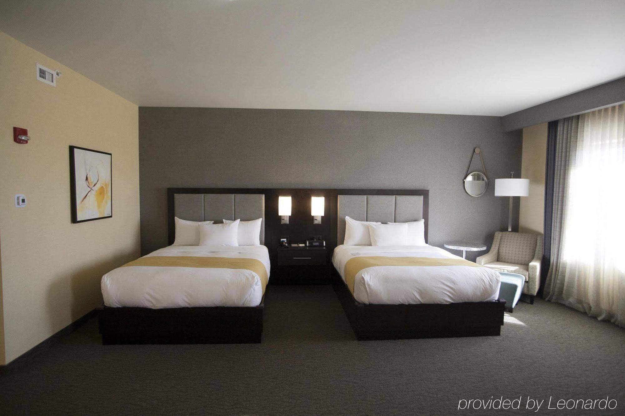 Hotel Doubletree By Hilton Bemidji Exterior foto